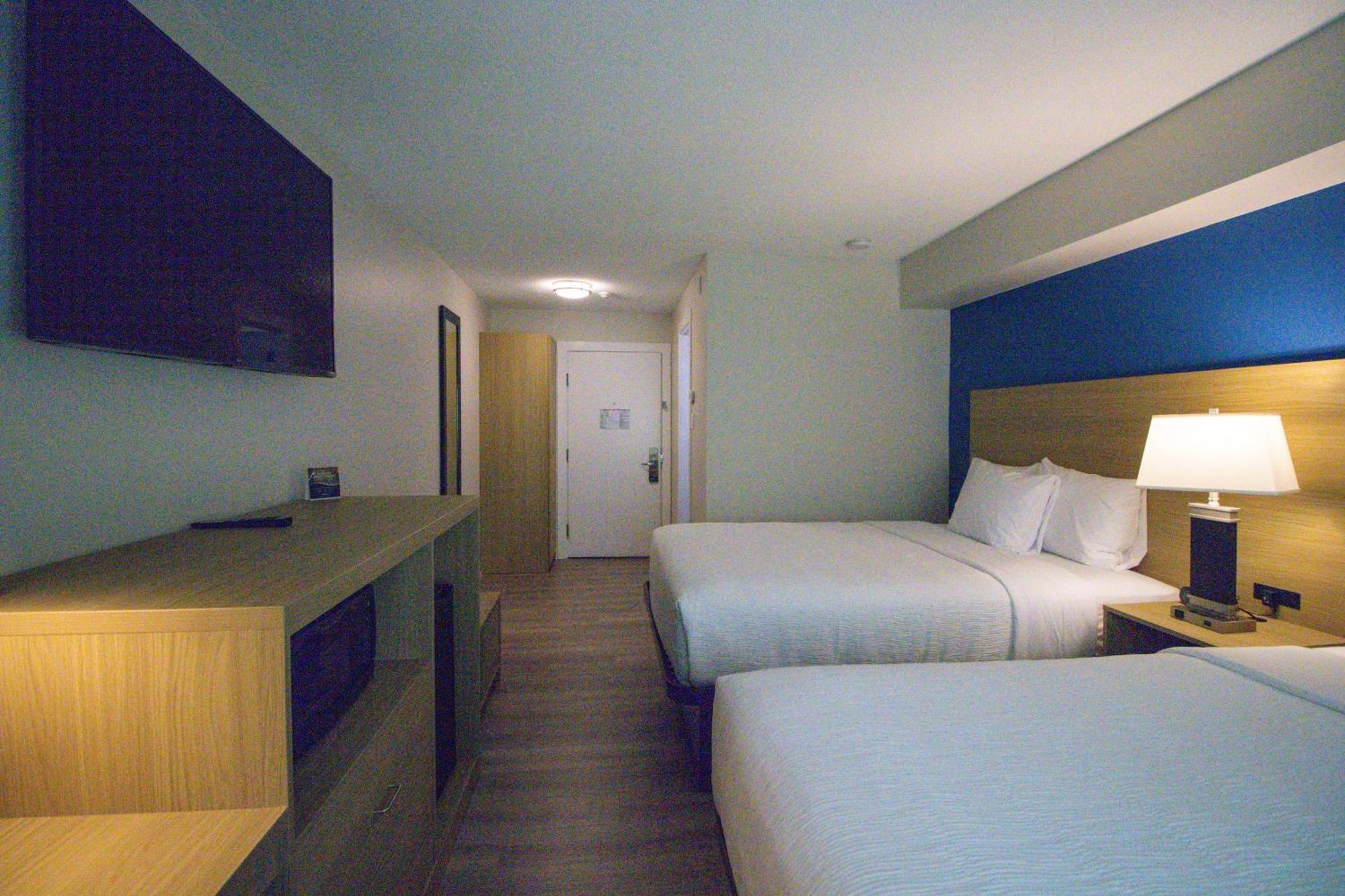 Baymont By Wyndham Gold River Eksteriør bilde